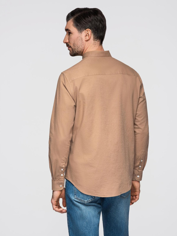Ombre Clothing Pánska plátená košeľa so stojačikom a vreckom REGULAR FIT - svetlo hnedá