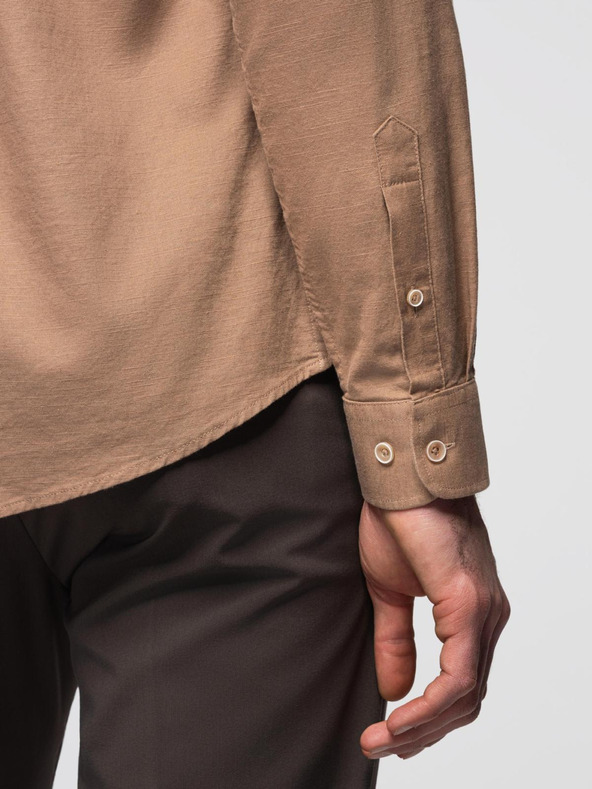 Ombre Clothing Pánska ľanová košeľa s klasickým golierom a vreckami REGULAR FIT - svetlo hnedá