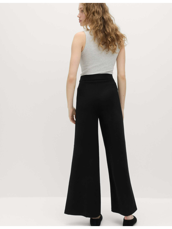 Marks & Spencer Nohavice