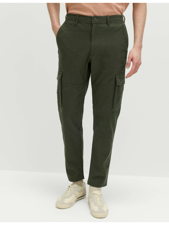 Marks & Spencer Strečové nohavice s vreckami, mierne zúžený strih Marks & Spencer zelená