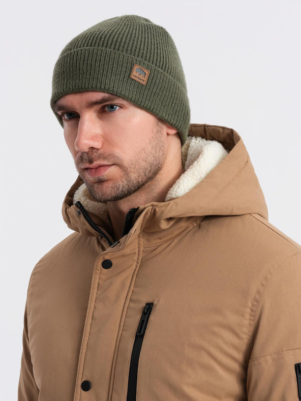 Ombre Clothing Pánska pletená čiapka s aplikáciou Ombre Clothing