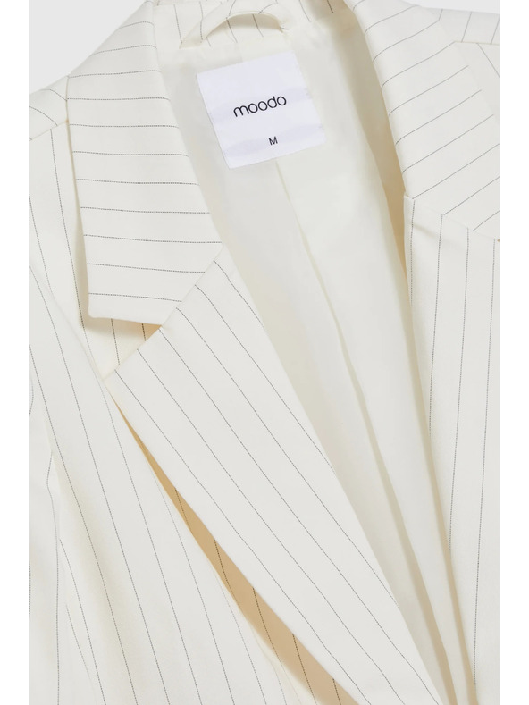 Moodo Biele pruhované sako Moodo