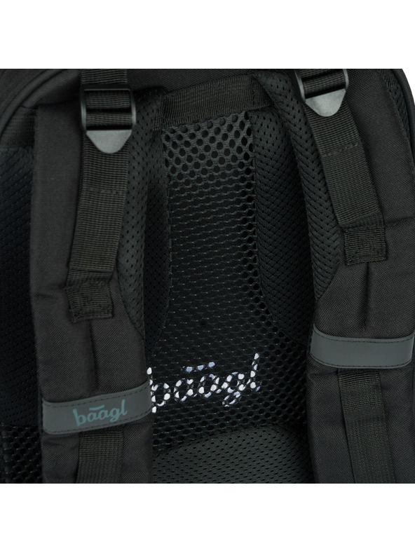 BAAGL  Sivý školský batoh Baagl Skate Darkness