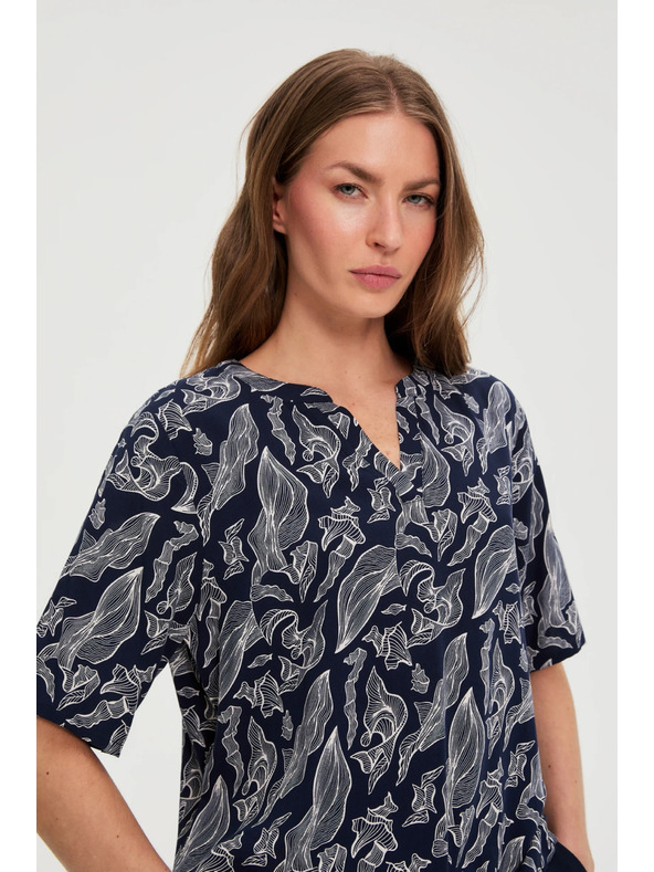 Moodo Tmavo modrá viskózová košeľa Moodo