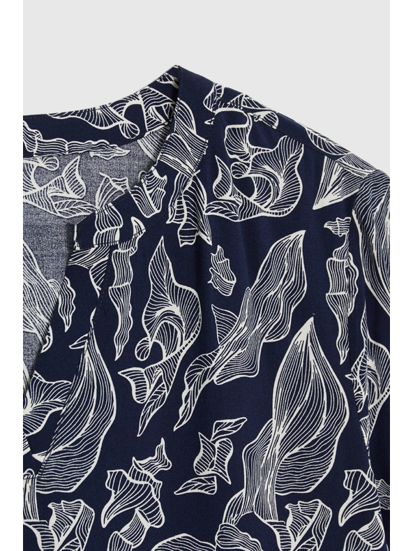 Moodo Tmavo modrá viskózová košeľa Moodo