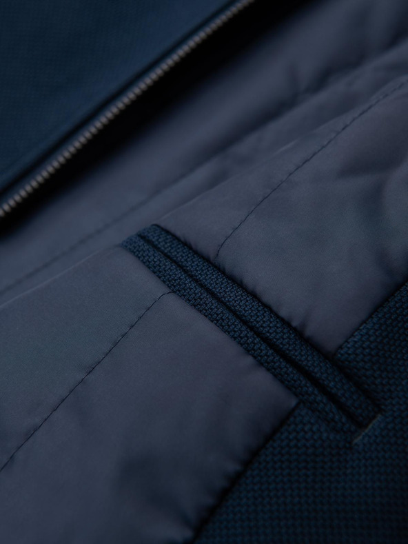 Ombre Clothing Pánsky zúžený štruktúrovaný kabát s vysokým golierom - tmavo modrý V2 OM-COWC-0136 Ombre Clothing