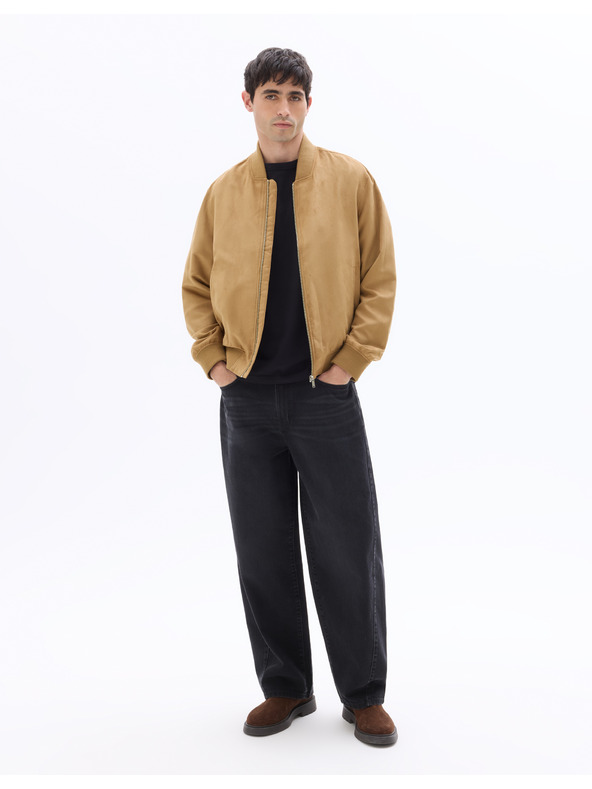 Celio Bunda bomber Nusuedliht