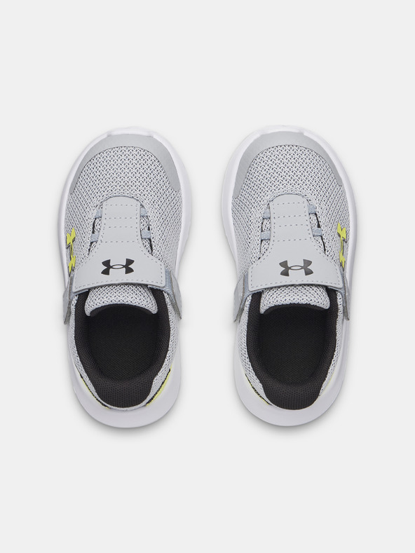 Under Armour Chlapčenské topánky Under Armour UA BINF Surge 4 AC