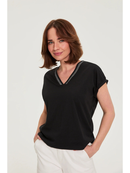 Moodo Bavlnené tričko s V-výstrihom čierne Moodo