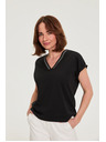 Moodo Bavlnené tričko s V-výstrihom čierne Moodo