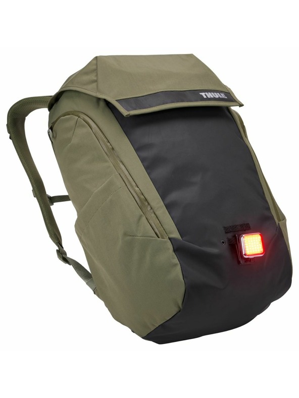 Thule Thule Paramount Commuter batoh 28 l TPBBP328 - Soft Green