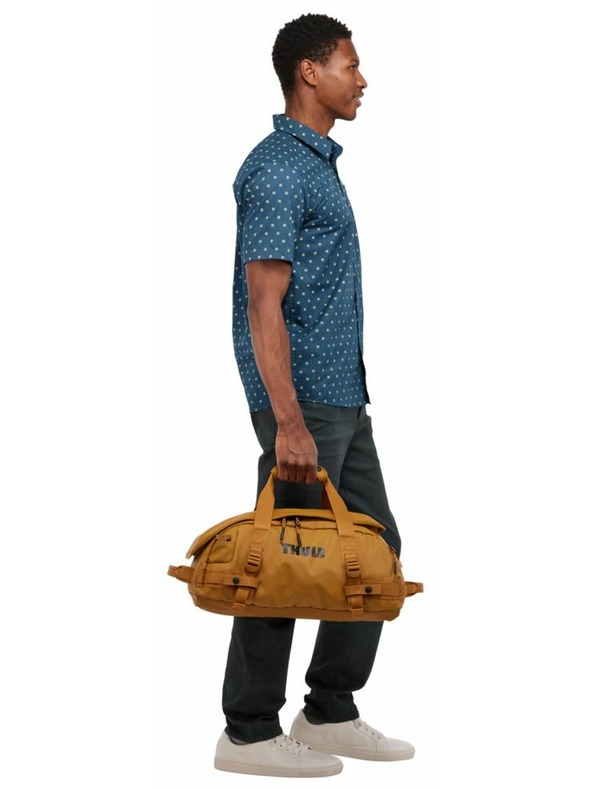 Thule Thule Chasm S športová taška 30 L TDSD301 - Golden Brown