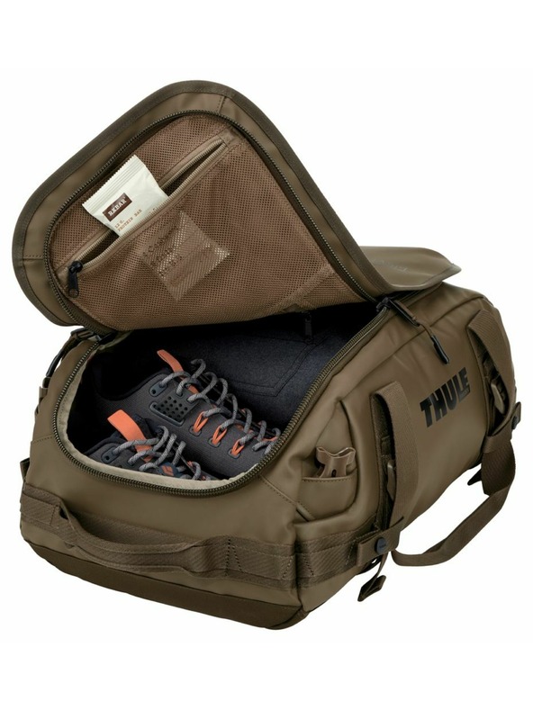 Thule Thule Chasm S športová taška 30 L TDSD301 - Deep Khaki