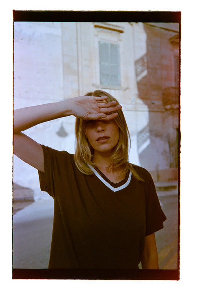 Moodo Košeľa s výstrihom hnedá Moodo