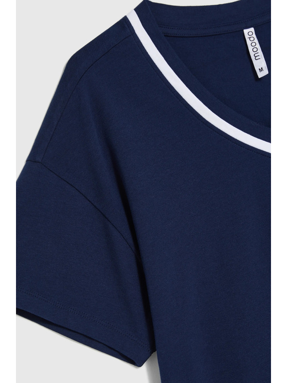 Moodo Košeľa s V výstrihom tmavo modrá Moodo