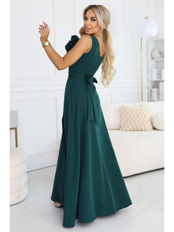 numoco Romantické maxi šaty s kvetinou na rameni a rozparkom - fľašková zeleň