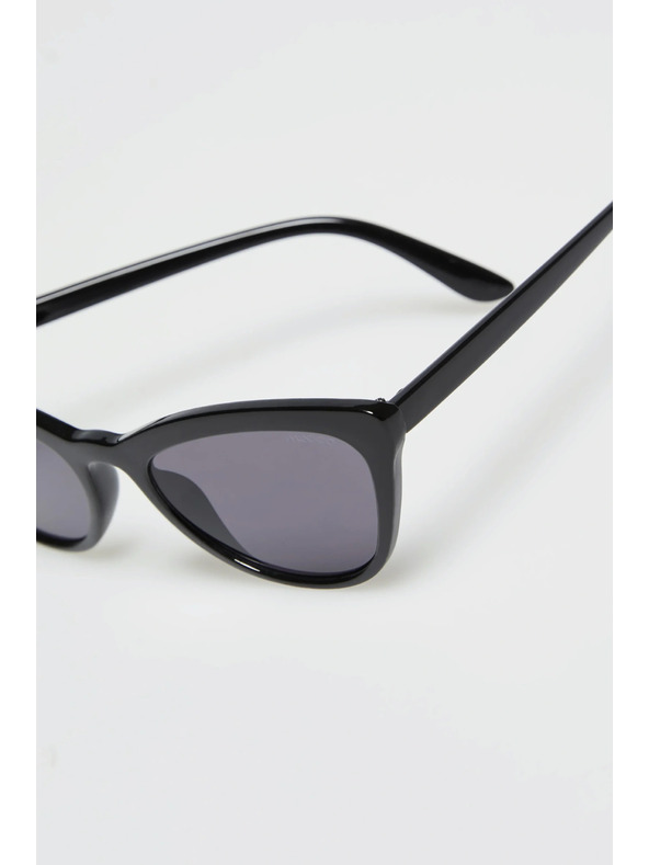 Moodo Slnečné okuliare čierne Moodo