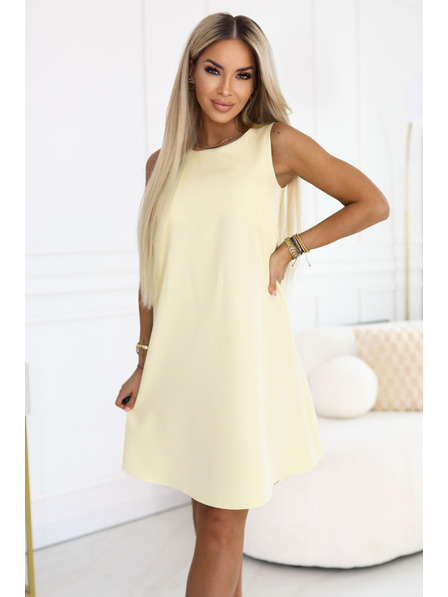 numoco VICTORIA Lichobežníkové šaty bez rukávov s páskom - masláková žltá