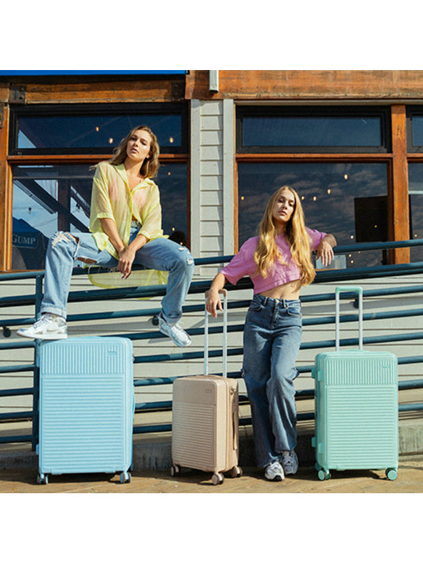 Heys Svetlozelený cestovný kufor Heys Pastel L Mint