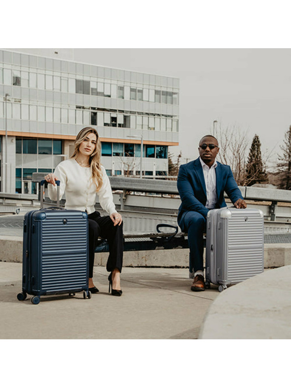 Heys Cestovný kufor Heys Cruze L Navy