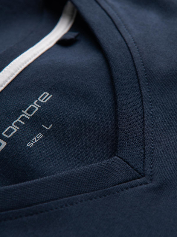Ombre Clothing Podpísané pánske tričko s V výstrihom a elastánom - tmavo modré V2 S2040 Ombre Clothing