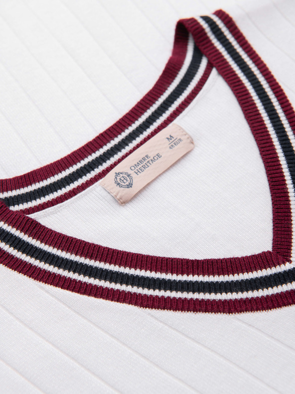 Ombre Clothing Pánske viskózové tričko s V výstrihom - biele V1 OM-TSCT-0266 Ombre Clothing