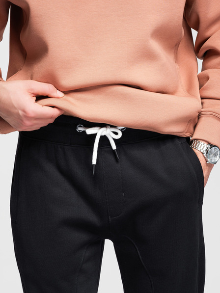 Ombre Clothing Pánske tepláky BASIC so žebrovanou nohavicou - čierne V5 OM-PABS-0305 Ombre Clothing