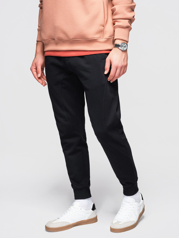 Ombre Clothing Pánske tepláky BASIC so žebrovanou nohavicou - čierne V5 OM-PABS-0305 Ombre Clothing