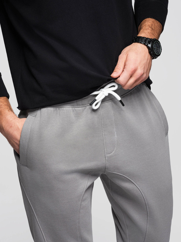 Ombre Clothing Pánske tepláky BASIC so žebrovaním na nohaviciach - sivé V8 OM-PABS-0305 Ombre Clothing
