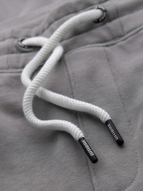 Ombre Clothing Pánske tepláky BASIC so žebrovaním na nohaviciach - sivé V8 OM-PABS-0305 Ombre Clothing