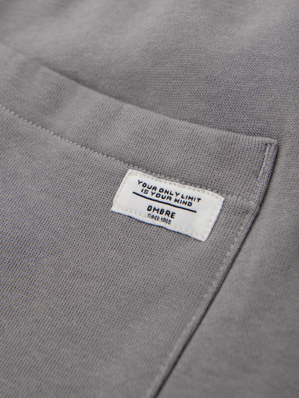 Ombre Clothing Pánske bavlnené tepláky BASIC s nepodšitou nohavicou - sivé V8 OM-PABS-0304 Ombre Clothing