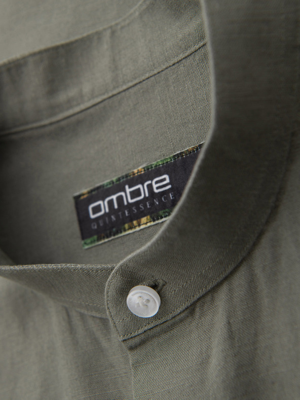 Ombre Clothing Pánska plátená košeľa so stojačekom a vreckom REGULAR FIT - khaki V6 K704 Ombre Clothing