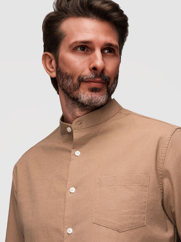 Ombre Clothing Pánska plátená košeľa so stojačekom a vreckom REGULAR FIT - svetlo hnedá V7 K704 Ombre Clothing