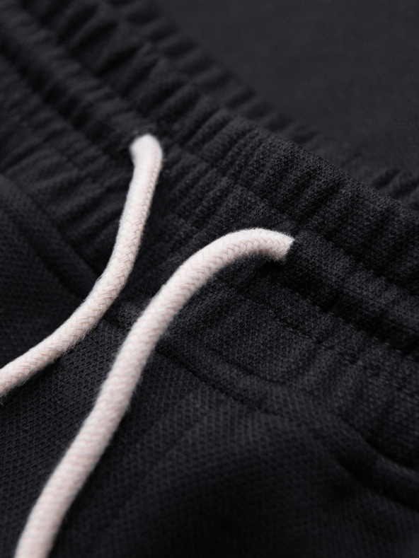 Ombre Clothing Pánske štruktúrované šortky REGULAR FIT - čierne V2 OM-SRSK-0124 Ombre Clothing