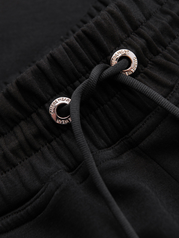 Ombre Clothing Pánske šortky REGULAR FIT z hladkého úpletu - čierne V1 OM-SRBC-0153 Ombre Clothing