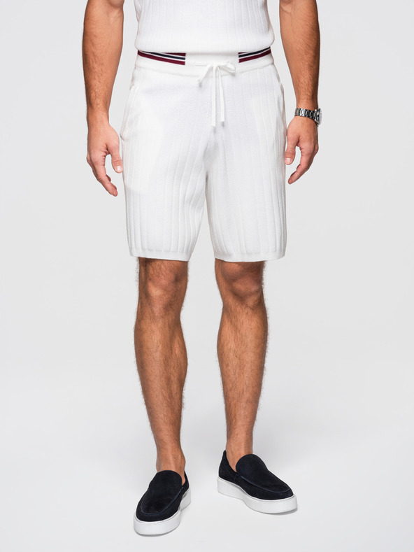 Ombre Clothing Pánske viskózové štruktúrované šortky REGULAR - biele V1 OM-SRCS-0203 Ombre Clothing