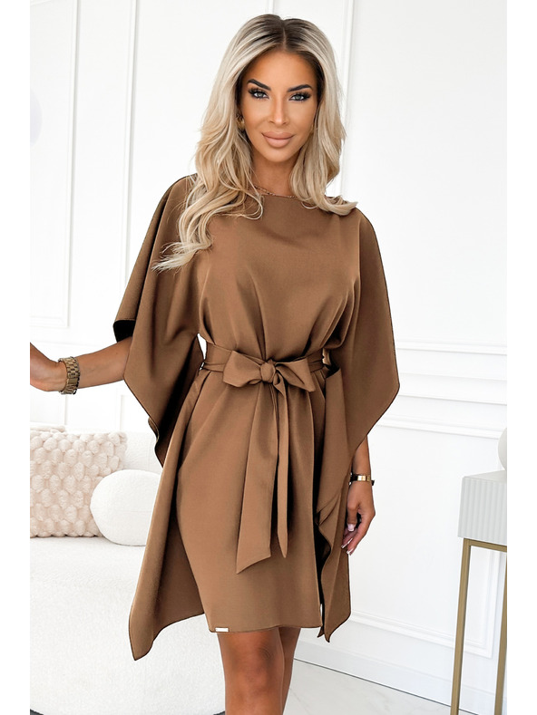 numoco SOFIA Motýlikové šaty so zaväzovaním v páse - cappuccino