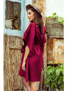 numoco SOFIA Motýlikové šaty so zaväzovaním v páse - Vínovej farby