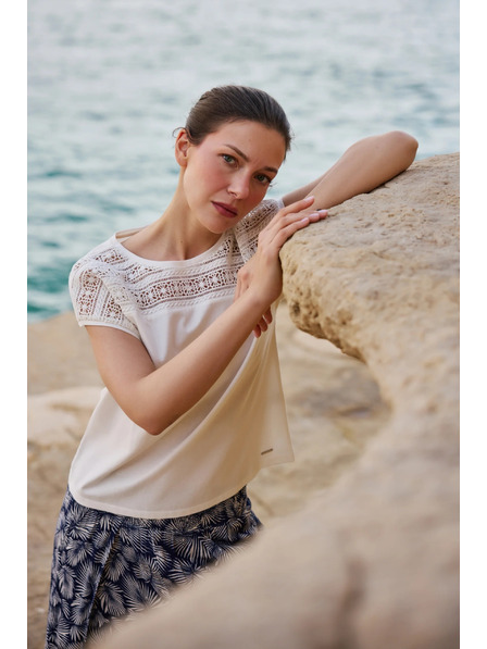 Moodo Halenka z bavlny s čipkou biela Moodo