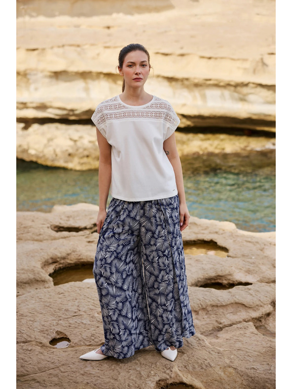 Moodo Halenka z bavlny s čipkou biela Moodo