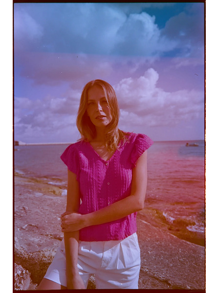 Moodo Halenka s výstrihom do V fuksijová Moodo