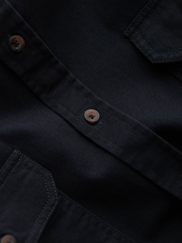 Ombre Clothing Tmavomodrá pánska košeľa Ombre Clothing na vrchné oblečenie