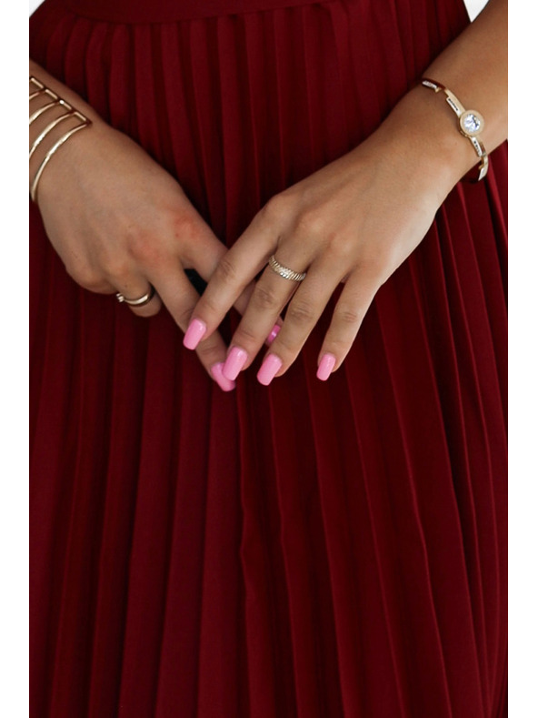 numoco Plisované šaty s krátkym rukávom - bordové Numoco LILA