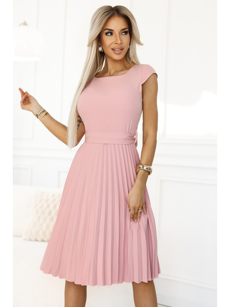 numoco Klasické šaty s krátkym rukávom a opaskom - púdrovo ružové