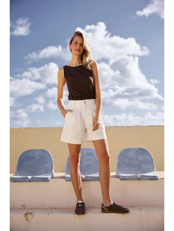 Moodo Hladké šortky biele Moodo