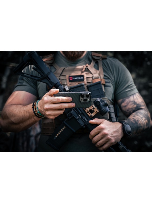 Tactical Tactical MagForce Aramid Puzdro pre Apple iPhone 16 Black