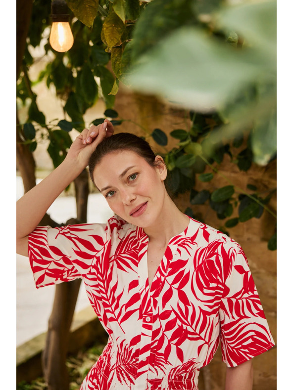 Moodo Viskózové midi šaty červené Moodo