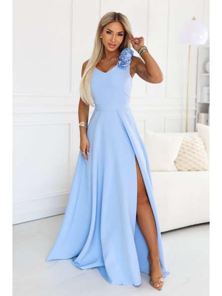 numoco Elegantné večerné maxi šaty s rozparkom a ružami - svetlo modrá