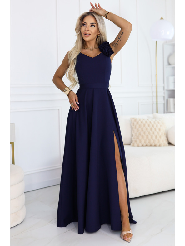 numoco Elegantné večerné maxi šaty s rozparkom a ružami - námornicka modrá
