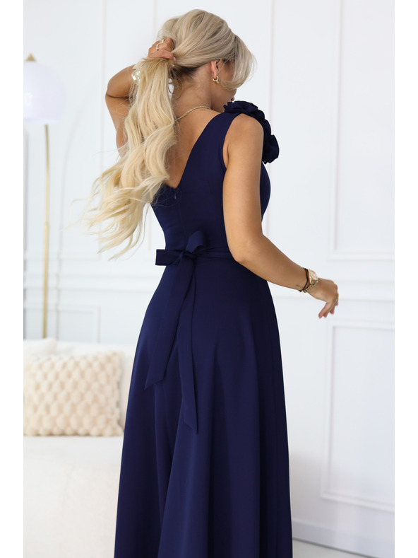 numoco Elegantné večerné maxi šaty s rozparkom a ružami - námornicka modrá